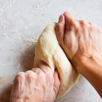 The Pincer method of kneading dough